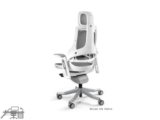 Scaunul ergonomic managerial WAU W-609